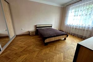 квартира за адресою Дмитра Донцова вул., 6