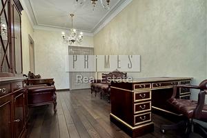 коммерческая по адресу Шота Руставели ул., 3
