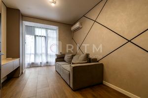 квартира за адресою Височана вул., 18