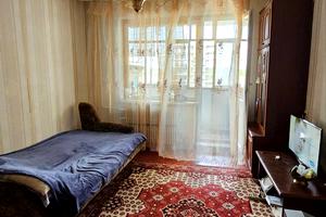 квартира за адресою Наддніпрянський просп. (50 років СРСР), 21