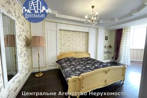 квартира по адресу Героев Майдана ул. (Червоноармейская), 55