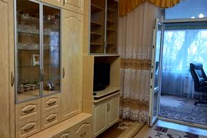 квартира за адресою Дніпро, Івана Мазепи просп. (Петровського), 1