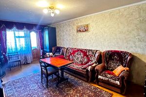 квартира по адресу Космонавтов ул., 8