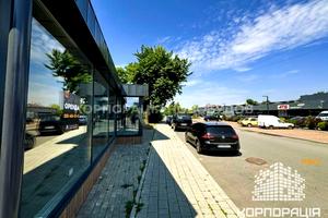 комерційна за адресою Закарпатська вул., 10А
