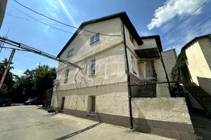 коммерческая по адресу Руслана Лужевського пер. (Червоноармійський), 14