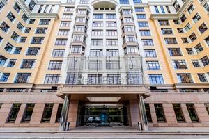 комерційна за адресою Паркова дорога вул., 2