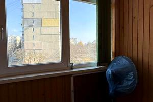 квартира за адресою космонавтів, 6