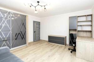 квартира за адресою Хіміків 28, 28