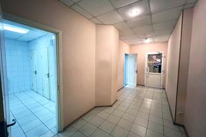 комерційна за адресою Віктора Чміленка вул. (Дзержинського), 26