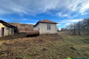 будинок за адресою с. Підпечери, Зарічанська, 3