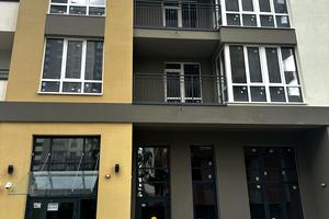 комерційна за адресою Соборна вул., 25