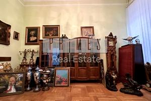 комерційна за адресою Архітектора Городецького вул., 2/1