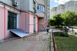 комерційна за адресою Анни Ахматової вул., 31