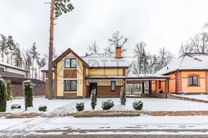 будинок за адресою Дачна