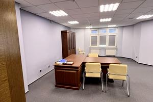 комерційна за адресою Левка Лук'яненка вул. (Маршала Тимошенка), 21к3