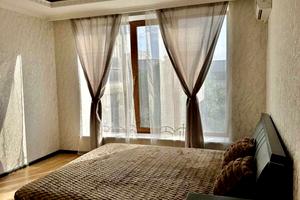 квартира за адресою Таирова, 6