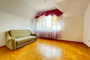 будинок за адресою с. Драгомирчани, Івасюка, 28
