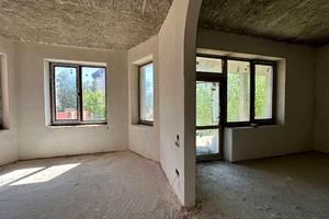 будинок за адресою смт. Таїрове, Коралова вул., 5