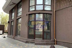 комерційна за адресою Французский, 13 