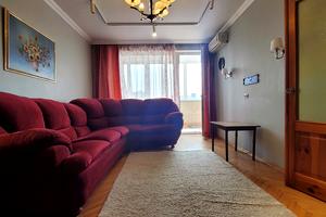квартира по адресу Метростроителей ул., 27
