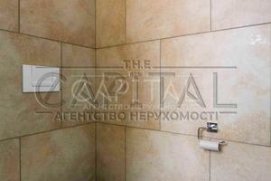 комерційна за адресою Лютеранська вул., 6-Б