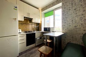квартира за адресою Конякіна вул., 12б