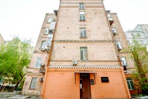 комерційна за адресою Київ, Саксаганського вул., 125