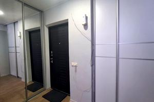 квартира за адресою Киргизька вул., 12