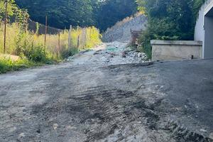 ділянка за адресою Парникова вул., 20