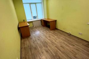 комерційна за адресою Воскресенська вул. (Леніна), 14