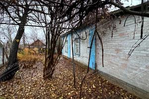 будинок за адресою Центральна, 1