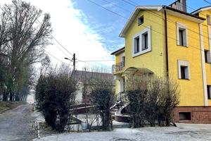 будинок за адресою Володимира Моссаковського вул. (Клари Цеткін), 30-А
