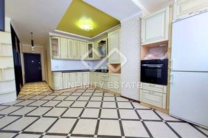квартира за адресою Приозерний бульв., 5б