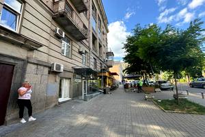 коммерческая по адресу Лисенка ул., 4