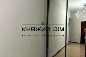 комерційна за адресою Бульварно-Кудрявська вул. (Воровського), 8-А