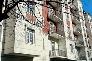 комерційна за адресою Григорія Кочура вул. (Олександра Пироговського), 19/8