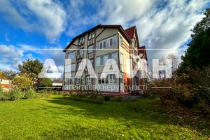 квартира по адресу Розваги ул., 27