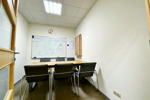 комерційна за адресою Незалежної України вул. (40 років Радянської України), 92
