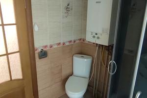 будинок за адресою Дніпроводська вул.
