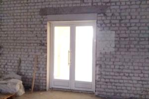 комерційна за адресою Чорних Запорожців вул. (Петра Запорожця), 28