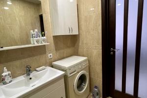 квартира за адресою Валентинівська вул. (Блюхера), 22