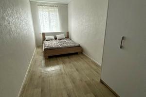 квартира по адресу Строителей ул., 14