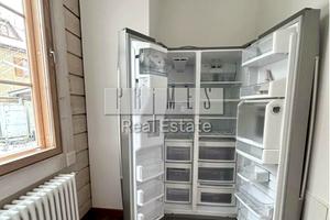 будинок за адресою Берегова вул., 1