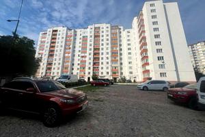 квартира за адресою Лісогринівецька вул., 16