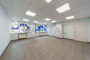 комерційна за адресою Тараса Шевченка бульв., 38