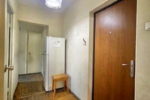 квартира за адресою Князя Володимира Великого просп., 122