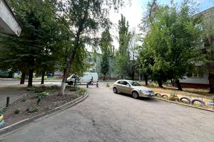 квартира по адресу Дениса Комара ул. (Стрельникова), 1