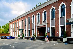комерційна за адресою Олени Теліги вул., 6