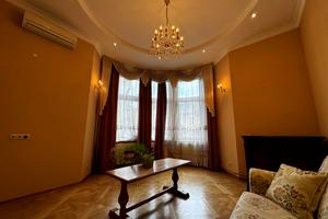 квартира за адресою Олекси Новаківського вул., 8