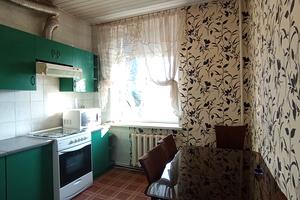 квартира по адресу Защитников Украины пл. (Освобождения), 3